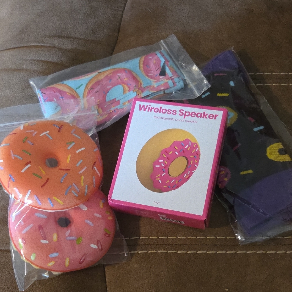 Police Special: Donut-Themed Wireless Speaker and Accessories